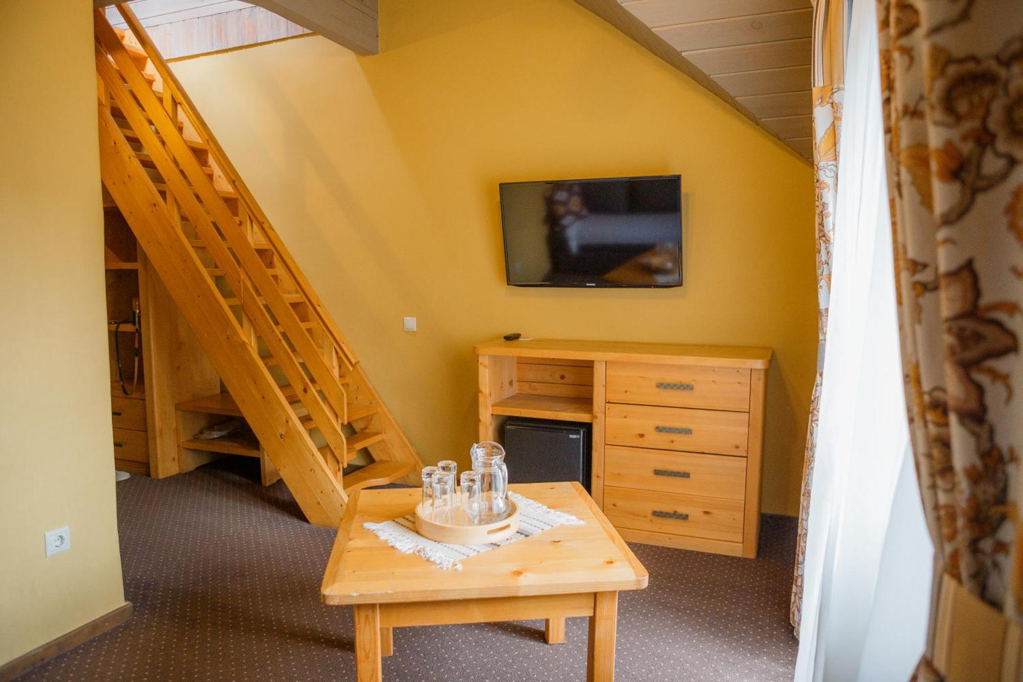 Hotel Monysto Bukovel Eksteriør bilde